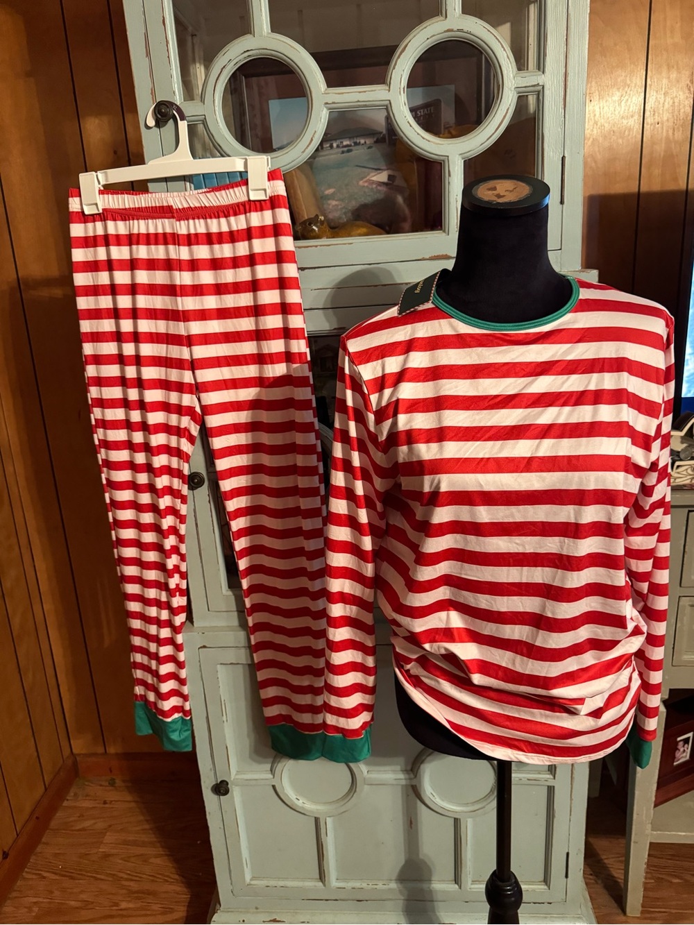 Ladies Red Cream Pink Stripe Pajama Set with Green Trim Size Small NWT B18